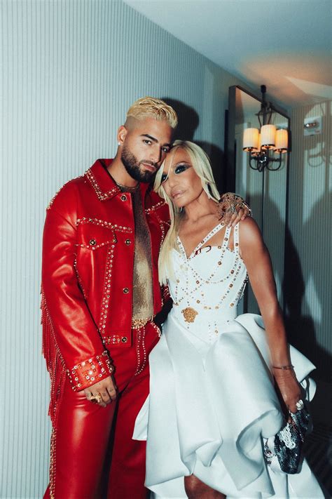 maluma fidanzata versace|Maluma’s Smoldering Met Gala Look Didn’t Skimp on Shine .